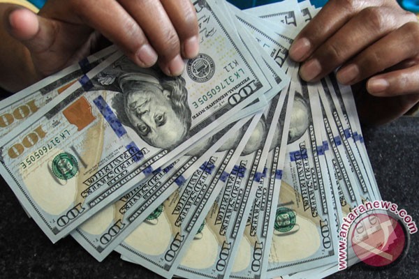 Dolar AS menguat didukung data ekonomi positif